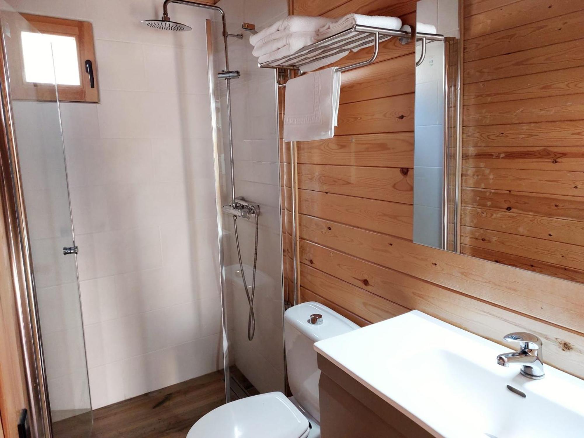 Bungalows Nou Camping La Guingueta D'Aneu Εξωτερικό φωτογραφία