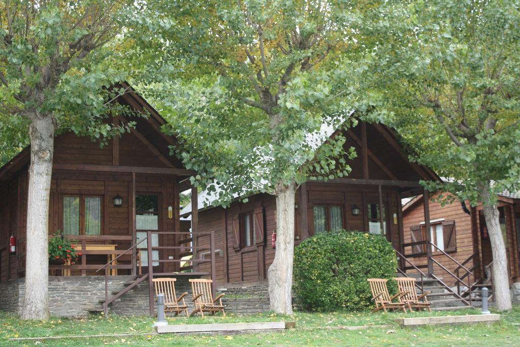 Bungalows Nou Camping La Guingueta D'Aneu Εξωτερικό φωτογραφία